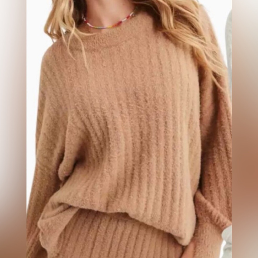 Aerie Camel Brown Mock Neck Fuzzy Sweater Oversized Cozy Womens Size Small